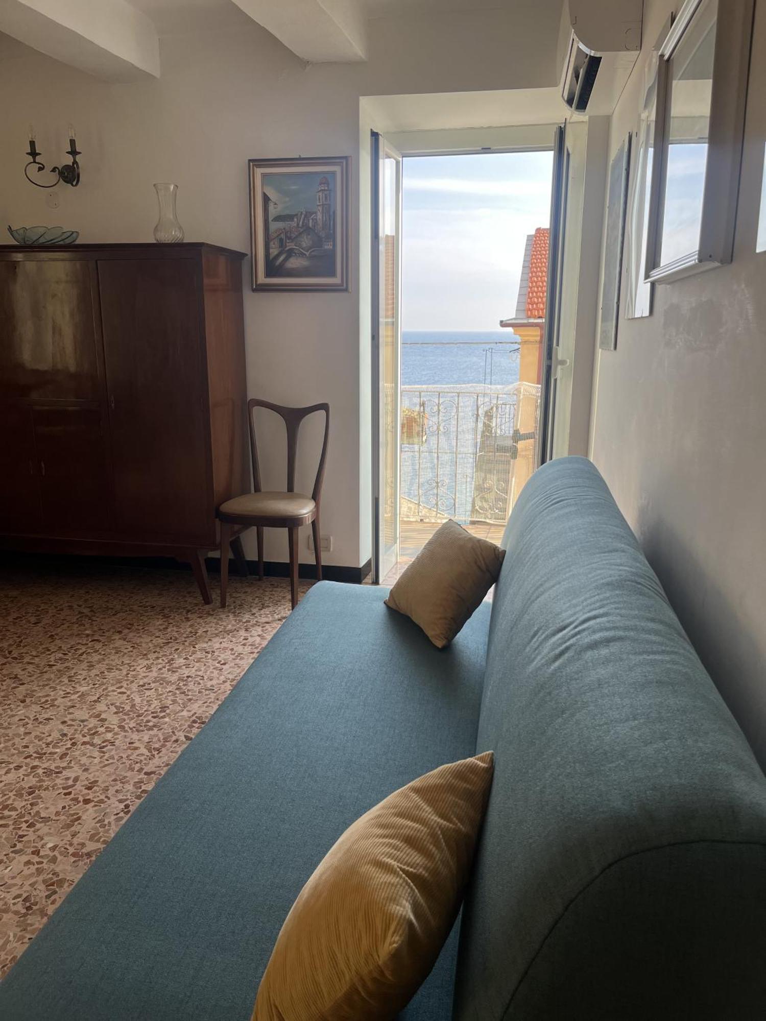 Casa Del Sole Affacciato Sul Mare Apartment Cervo Luaran gambar